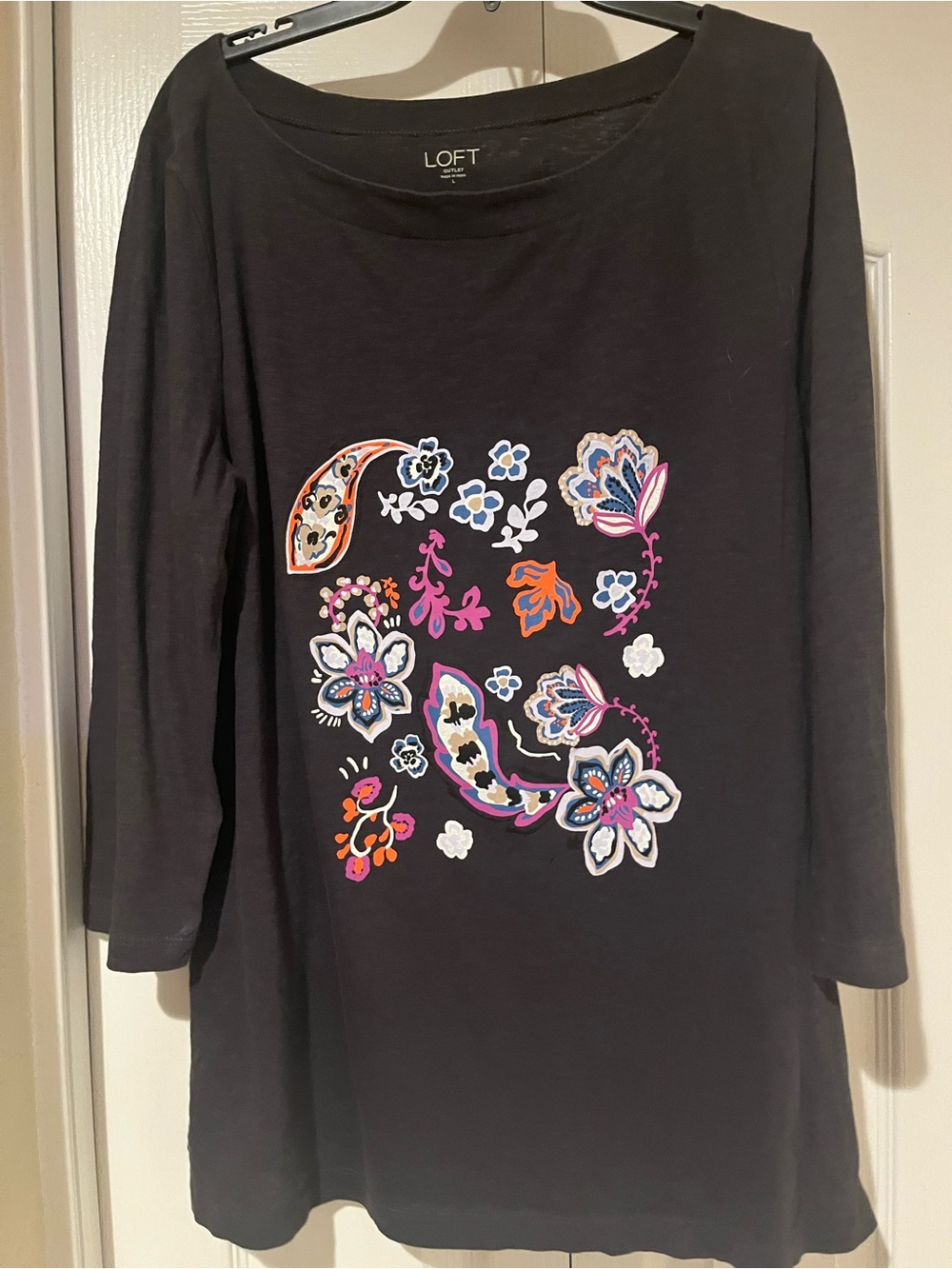 LOFT Black Crewneck Tee